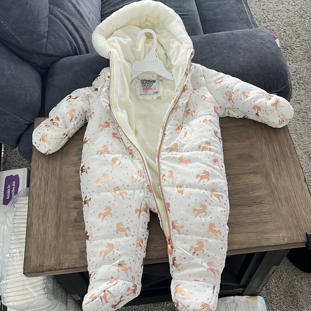 Snow suit